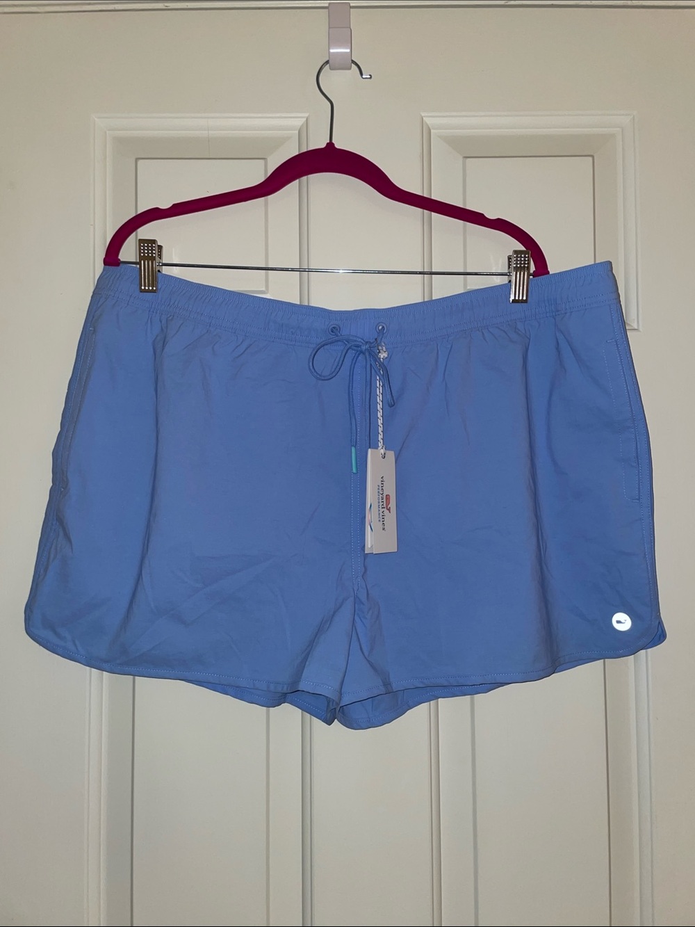 Vineyard Vines Performance Pull On Shorts, New with Tags, Size XL